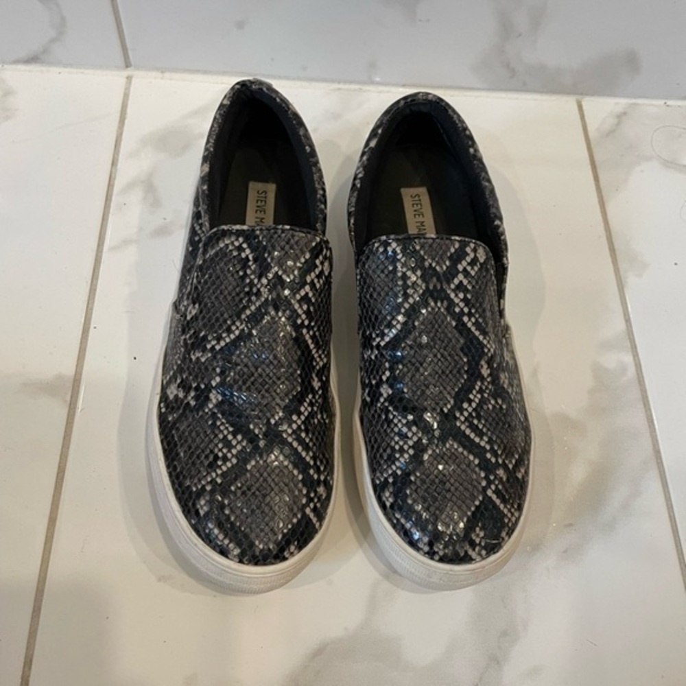 Steven Madden. | Neutral  Colour Snake Print Slip On Flat Shoes - Picture 7 of 15